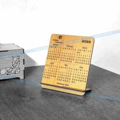 Minimal Vertical Desk Calendar